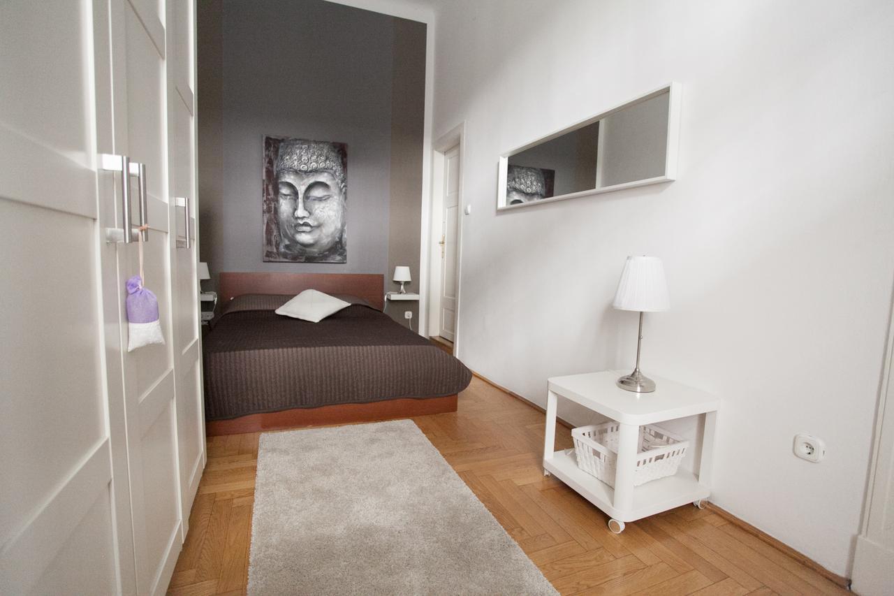 Royal Center Apartment บูดาเปสต์ ภายนอก รูปภาพ