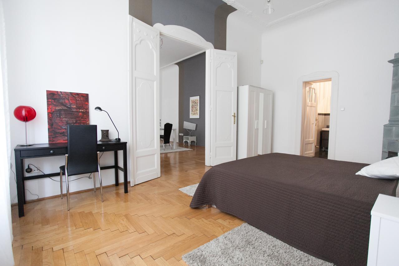 Royal Center Apartment บูดาเปสต์ ภายนอก รูปภาพ