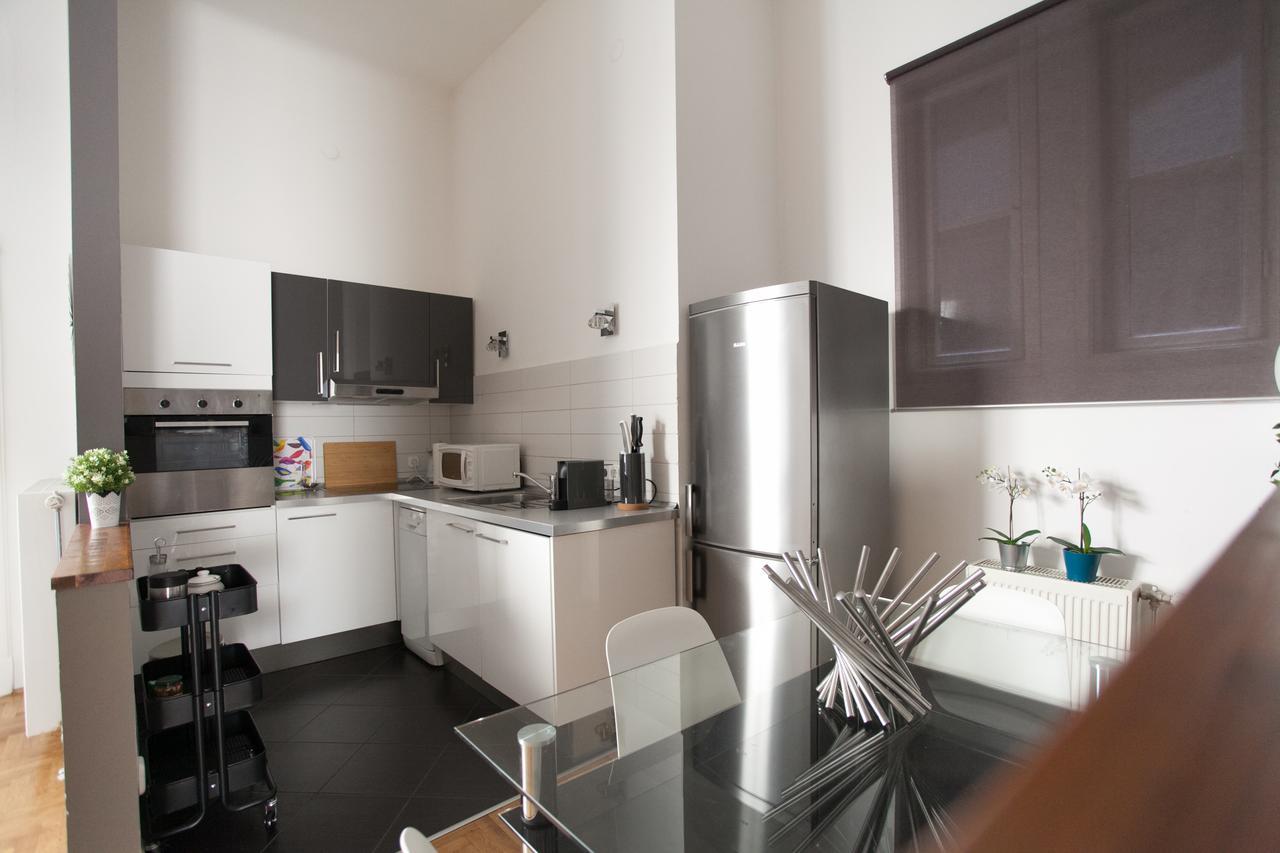 Royal Center Apartment บูดาเปสต์ ภายนอก รูปภาพ